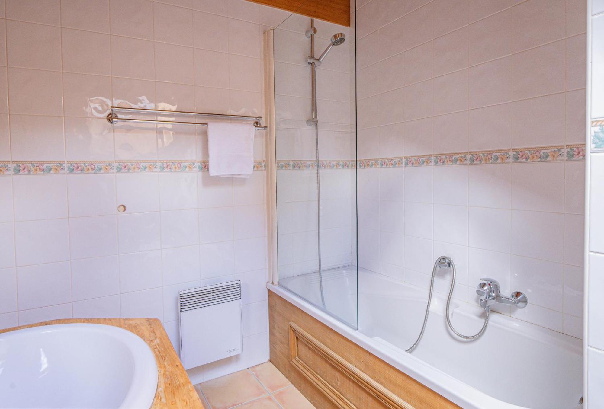Apartment Capucin - A 3 Bedroom Chamonix Mountain Loft Buitenkant foto