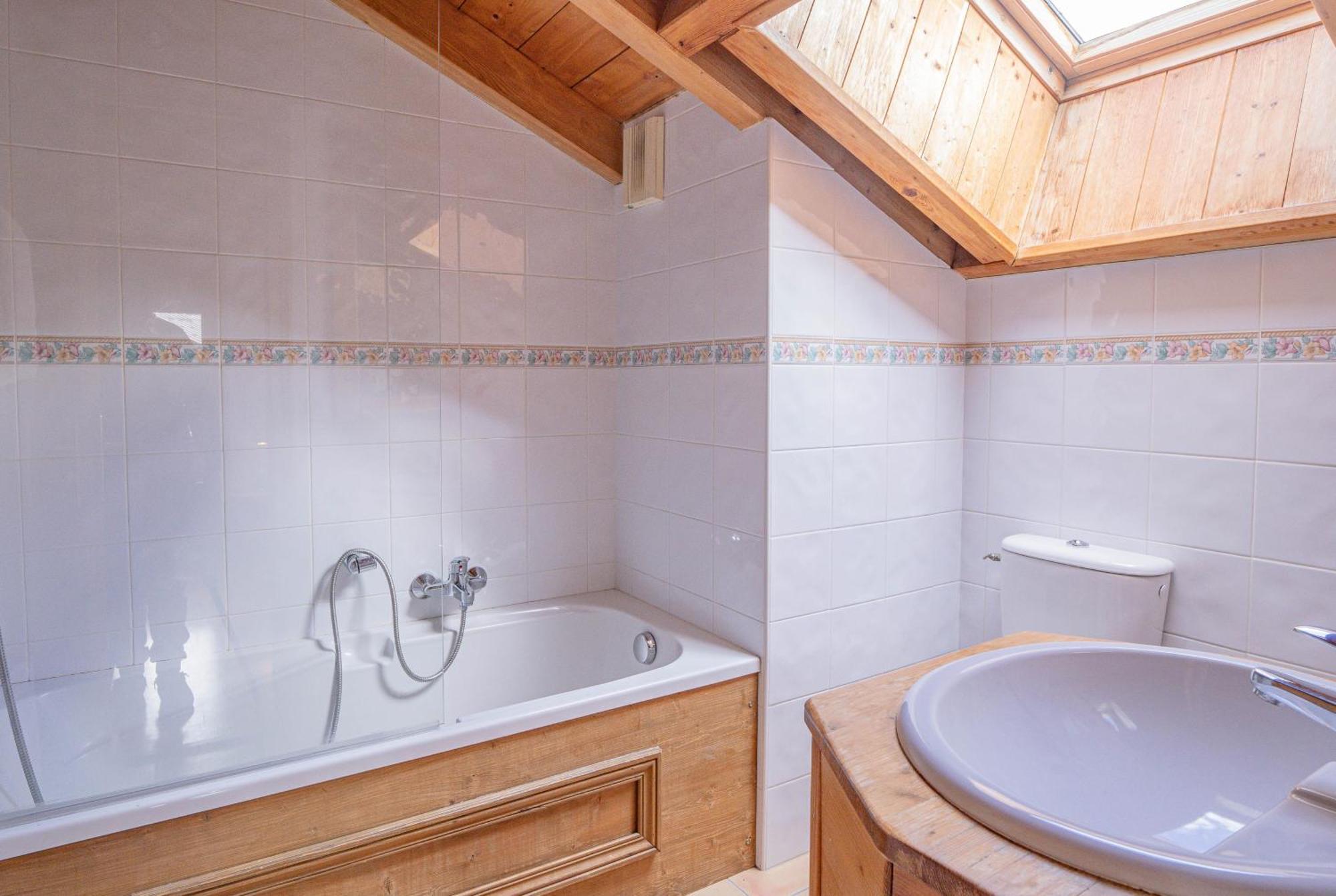 Apartment Capucin - A 3 Bedroom Chamonix Mountain Loft Buitenkant foto