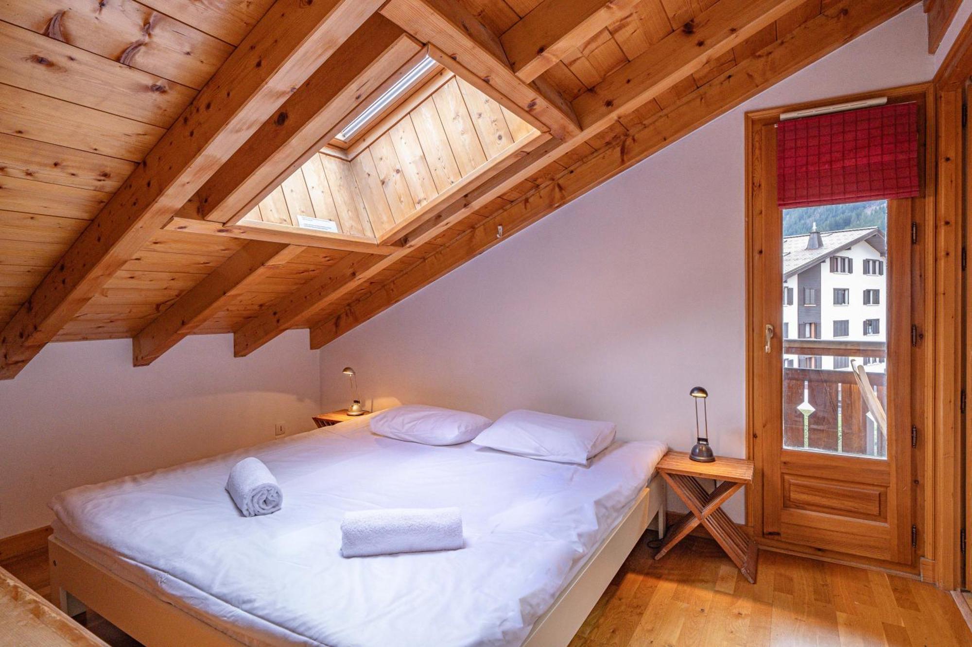 Apartment Capucin - A 3 Bedroom Chamonix Mountain Loft Buitenkant foto