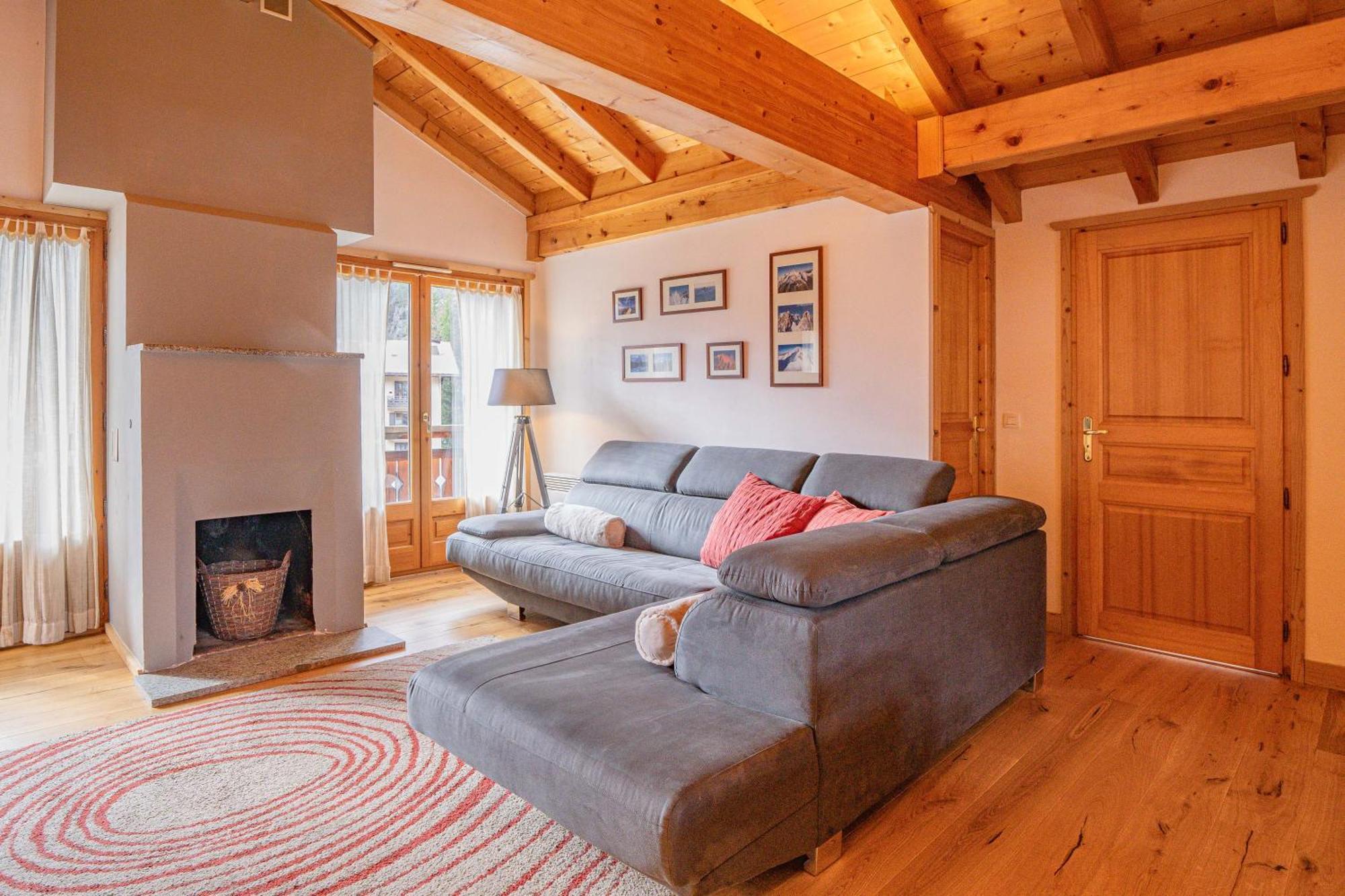 Apartment Capucin - A 3 Bedroom Chamonix Mountain Loft Buitenkant foto