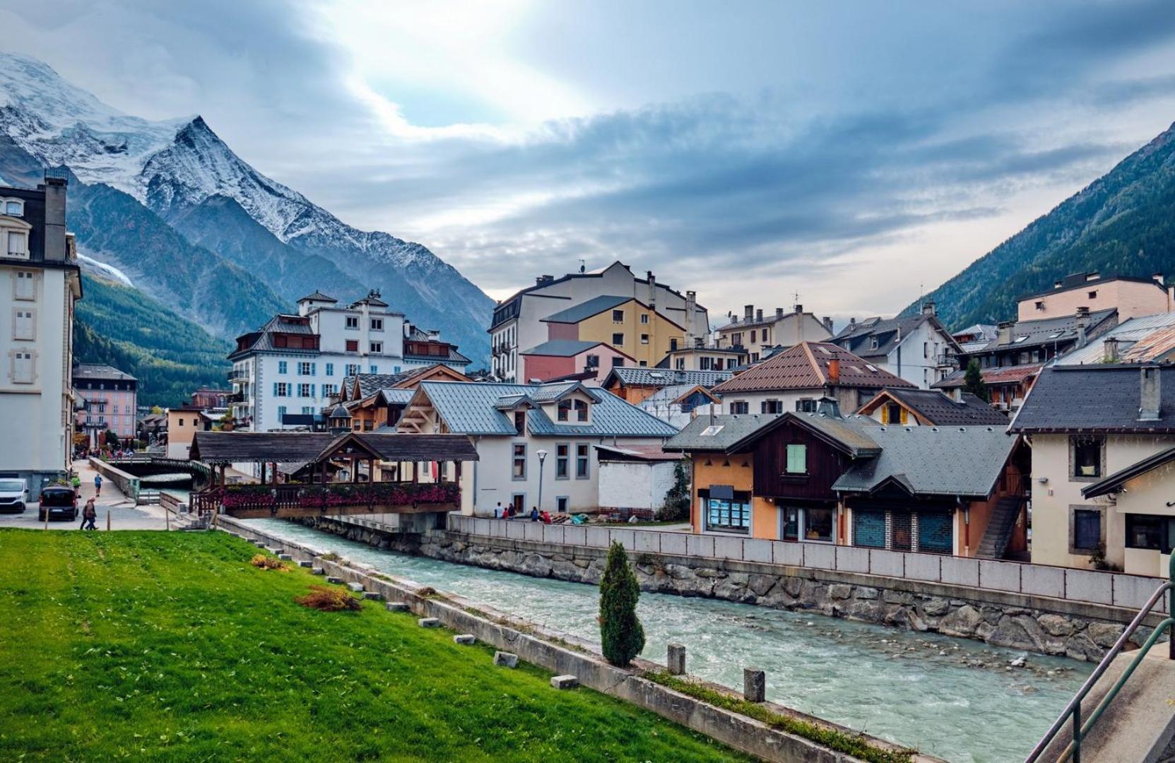 Apartment Capucin - A 3 Bedroom Chamonix Mountain Loft Buitenkant foto