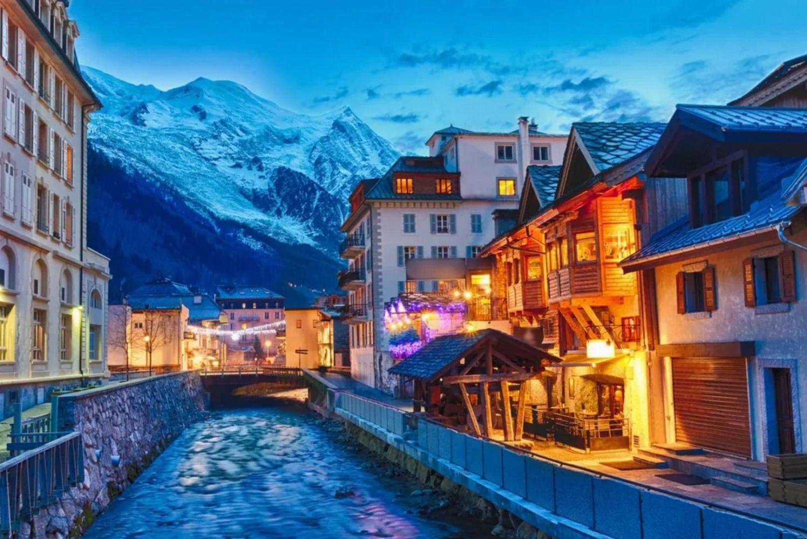 Apartment Capucin - A 3 Bedroom Chamonix Mountain Loft Buitenkant foto