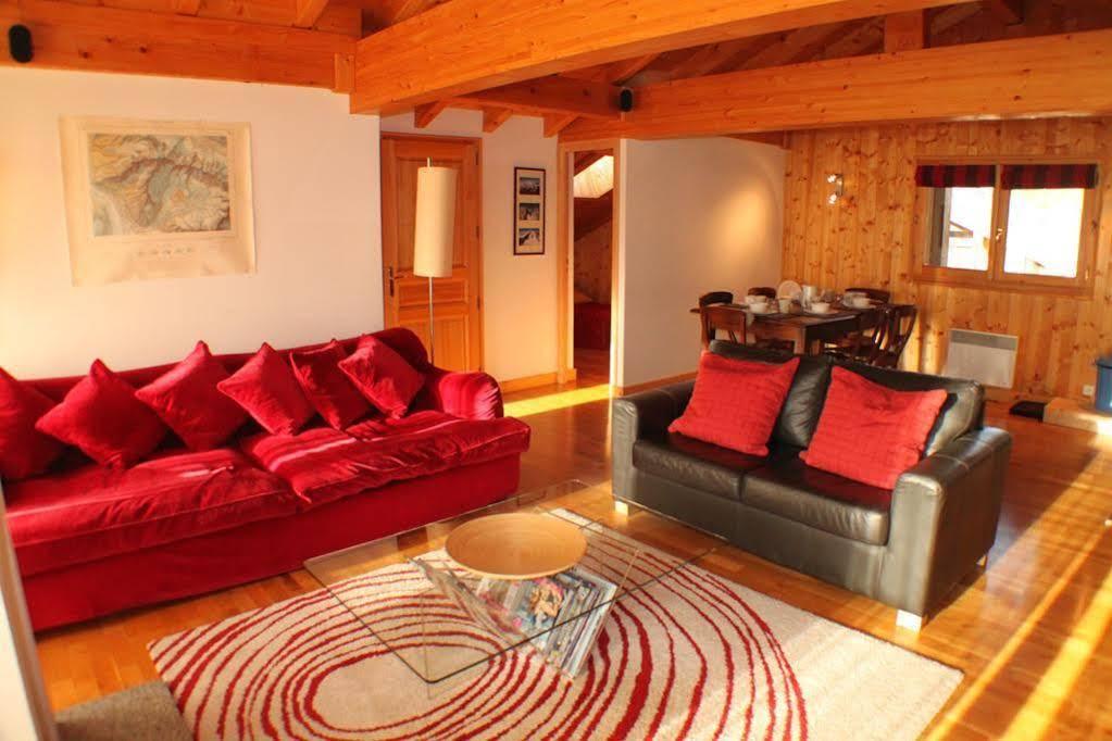 Apartment Capucin - A 3 Bedroom Chamonix Mountain Loft Buitenkant foto