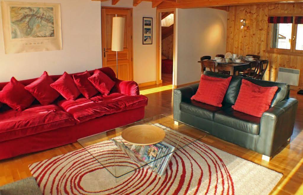 Apartment Capucin - A 3 Bedroom Chamonix Mountain Loft Buitenkant foto