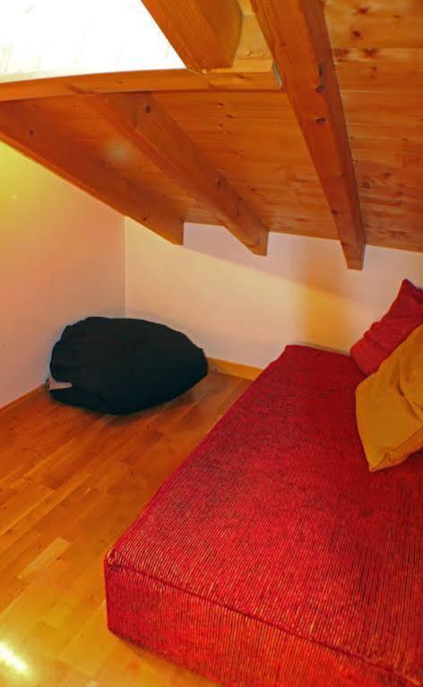 Apartment Capucin - A 3 Bedroom Chamonix Mountain Loft Buitenkant foto